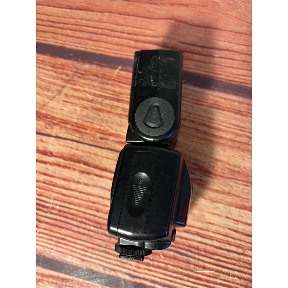 *FOR PARTS/NOT WORKING* Nikon SB-28 Speedlight Shoe Mount Flash - Black